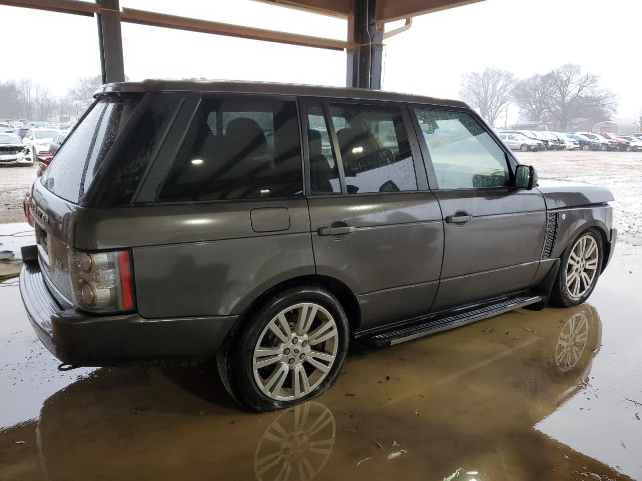 2011 Land Rover Range Rover - Image 3