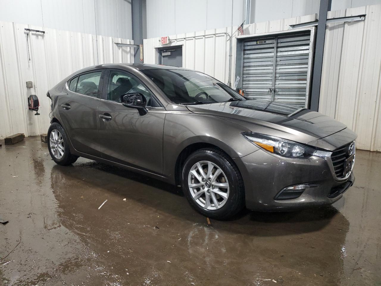 2017 Mazda 3 - Image 4