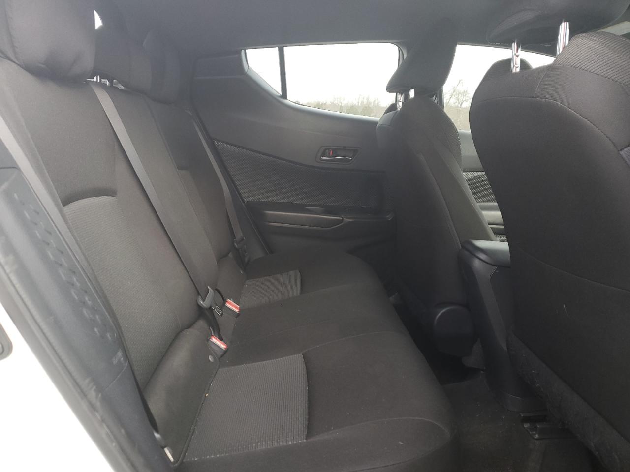 2018 Toyota C-HR - Image 10