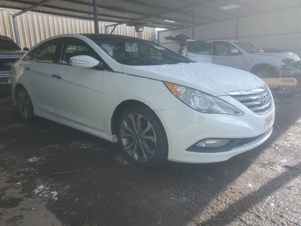 2014 Hyundai Sonata - Image 4
