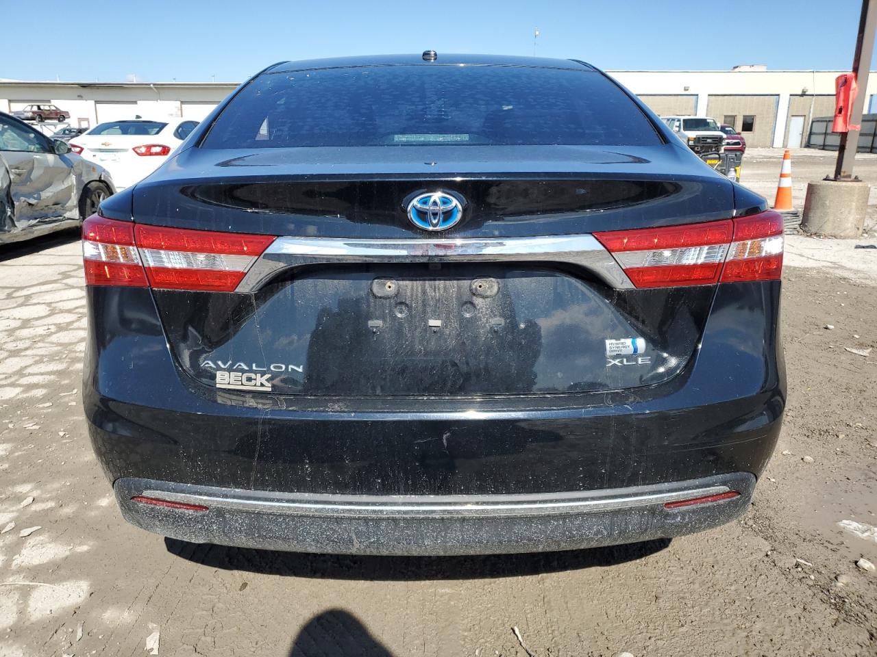 2015 Toyota Avalon - Image 6