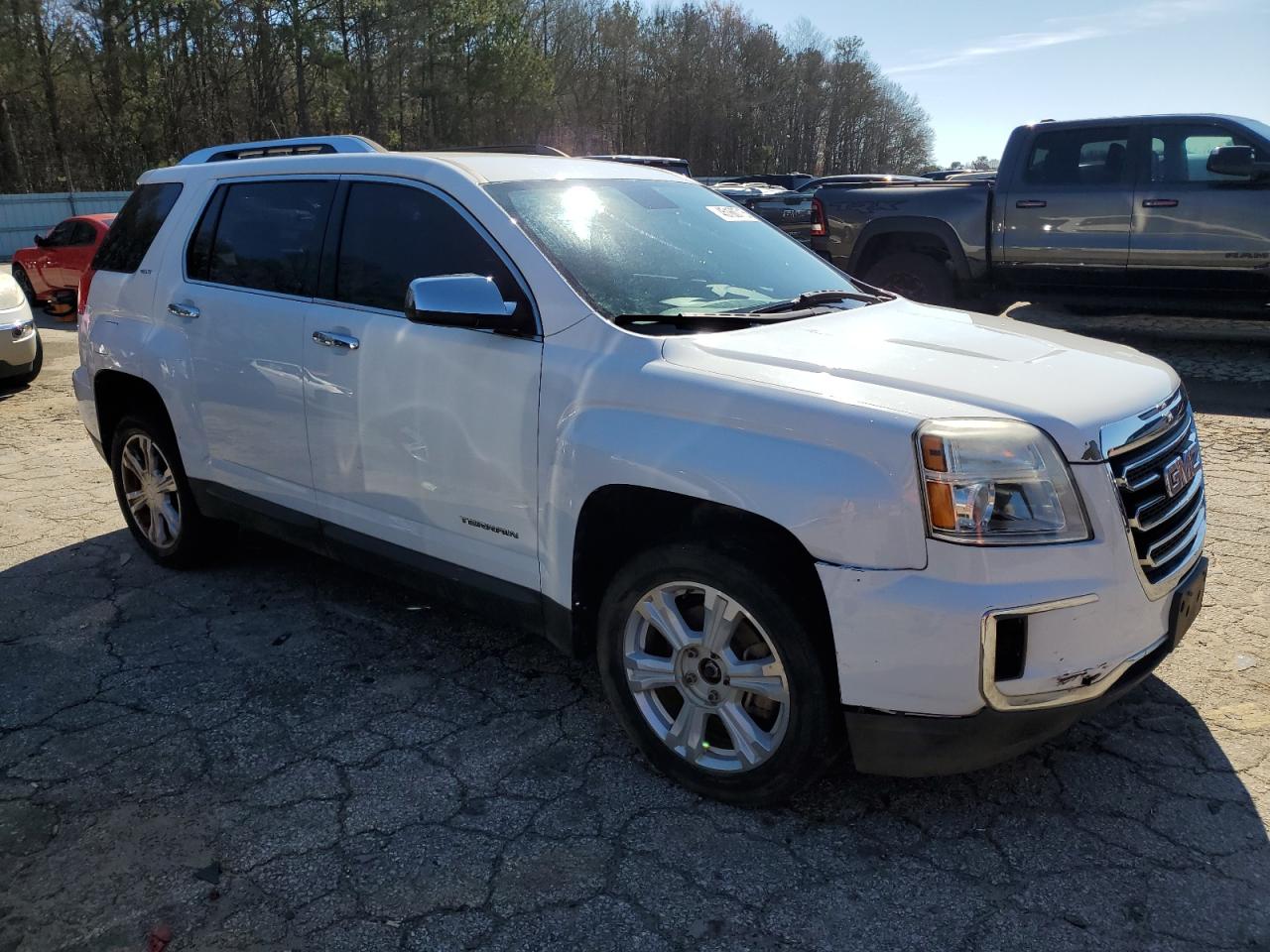 2016 GMC Terrain - Image 4