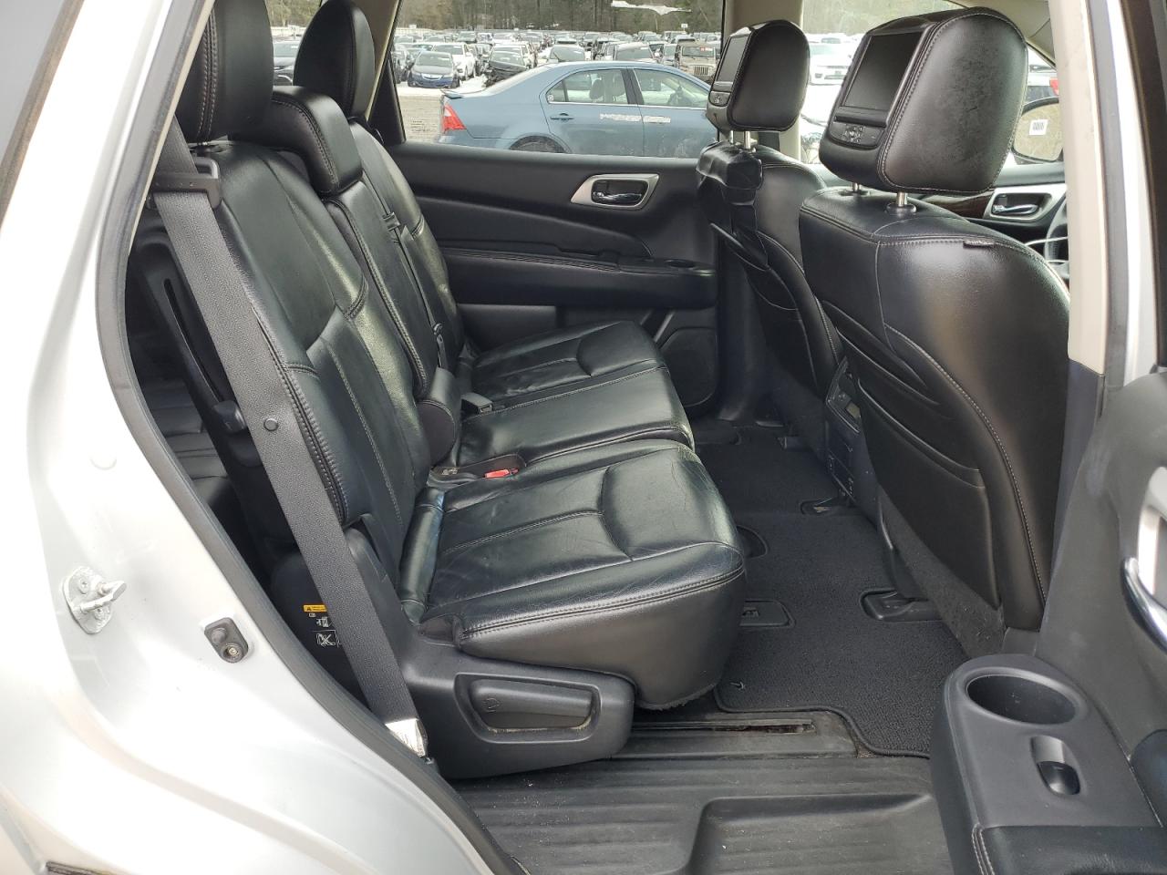 2013 Nissan Pathfinder - Image 11