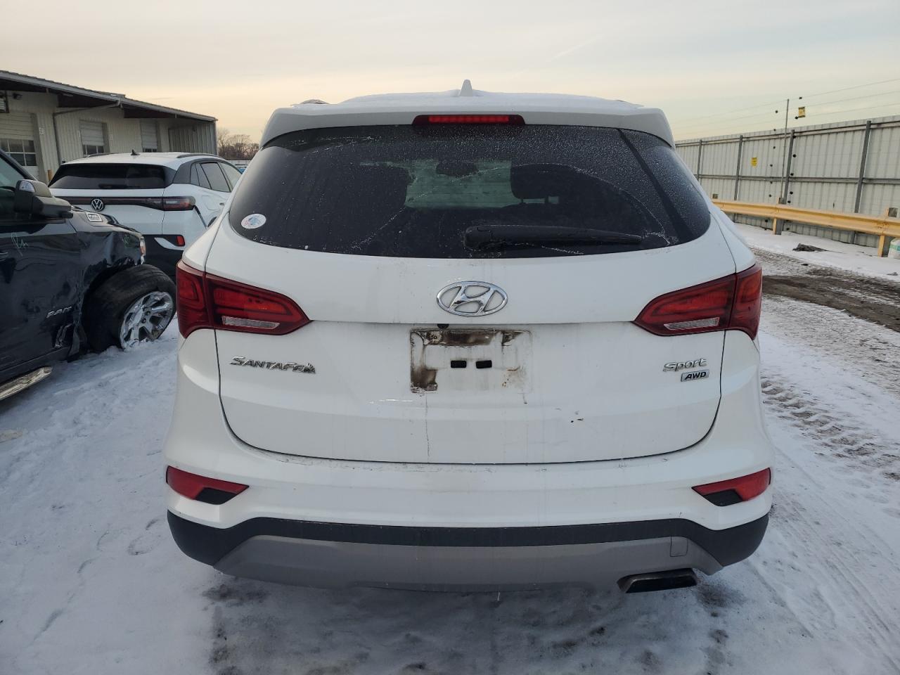 2017 Hyundai Santa Fe - Image 6
