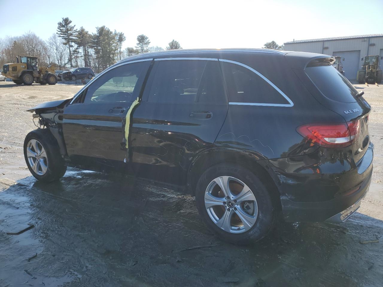 2018 Mercedes-Benz GLC - Image 2