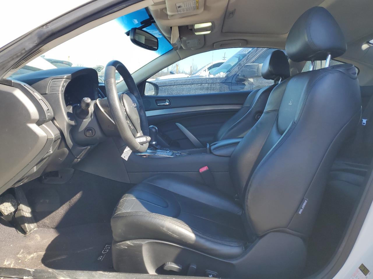 2011 Infiniti G - Image 7