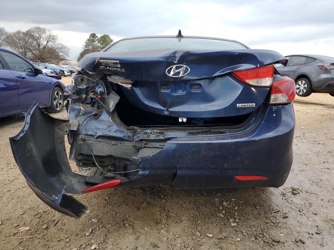 2013 Hyundai Elantra - Image 6