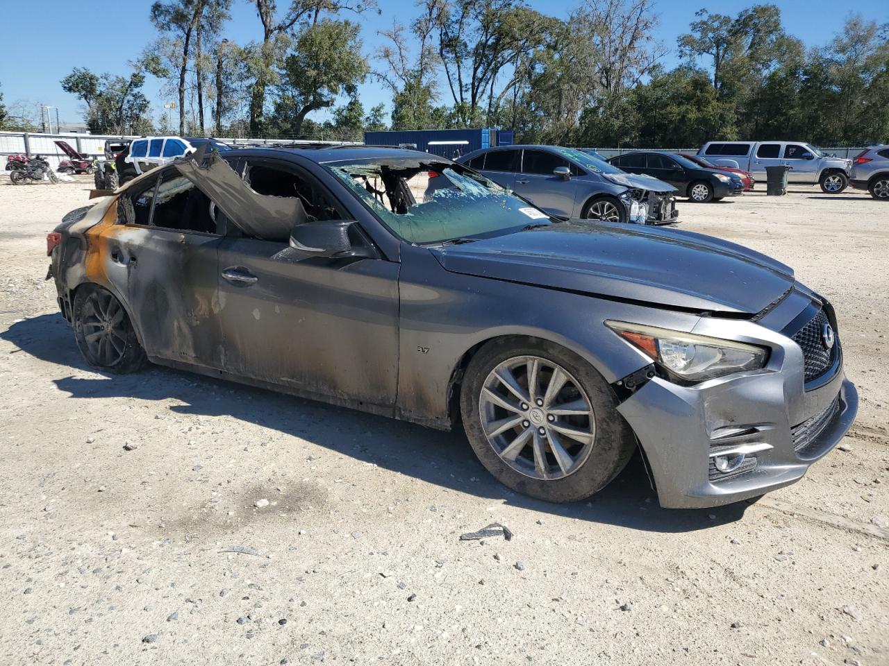2015 Infiniti Q50 - Image 4