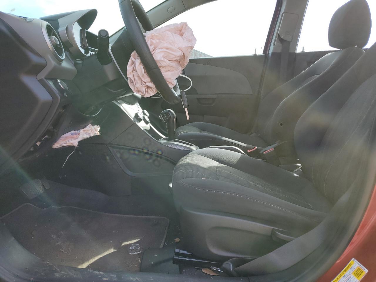 2015 Chevrolet Sonic - Image 7