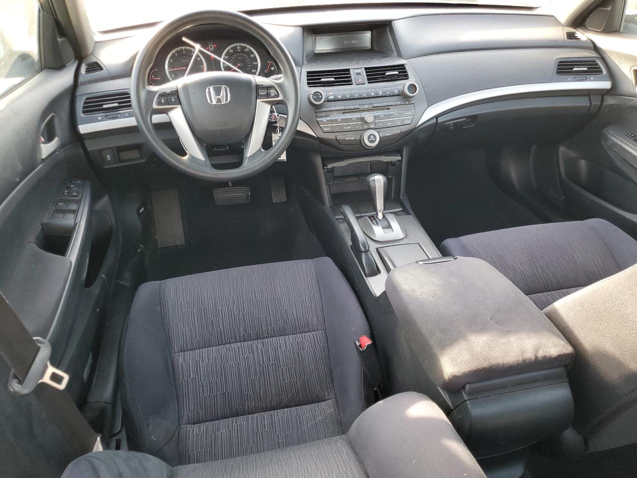 2012 Honda Accord - Image 8