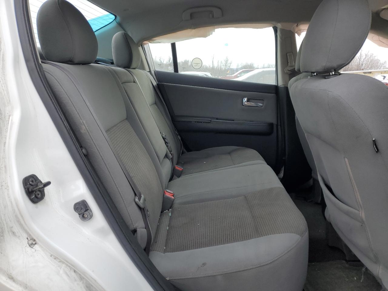 2012 Nissan Sentra - Image 10