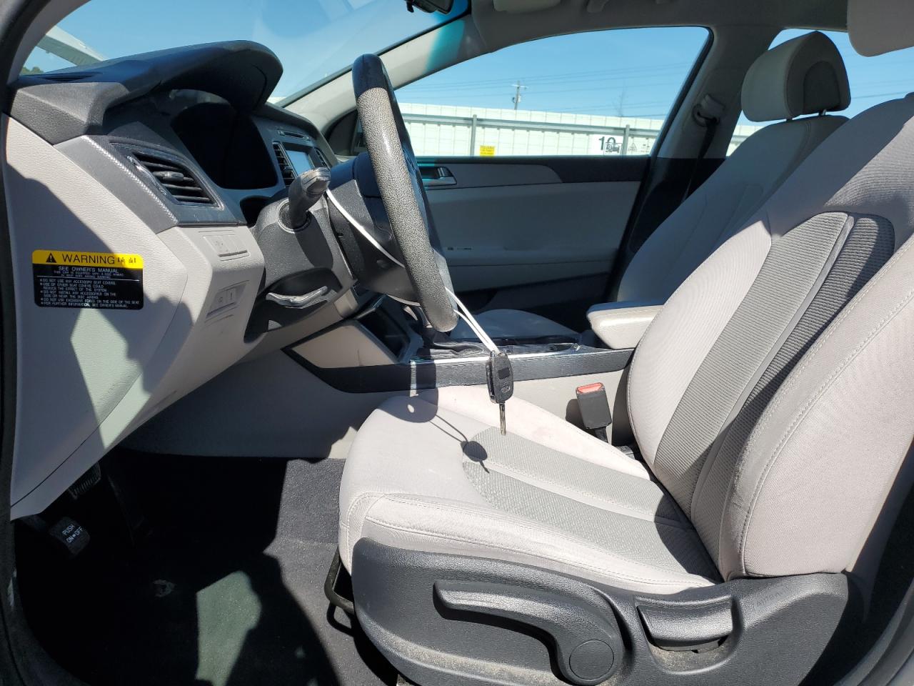 2016 Hyundai Sonata - Image 7
