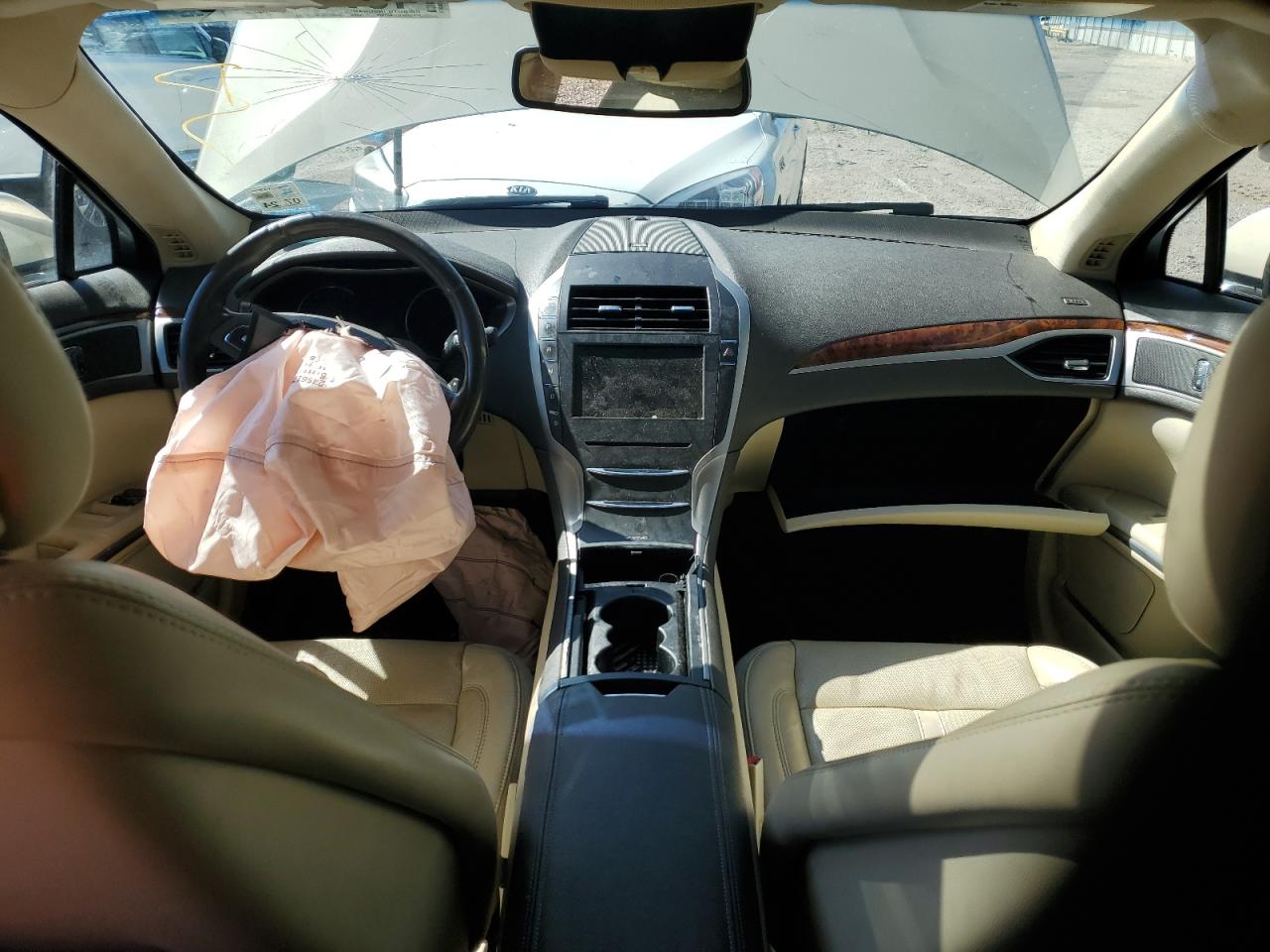 2015 Lincoln MKZ - Image 8