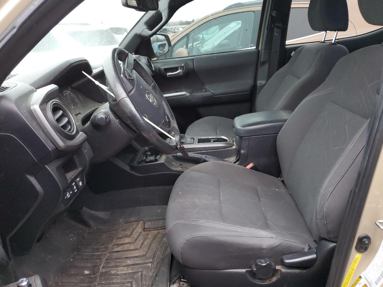 2017 Toyota Tacoma - Image 7
