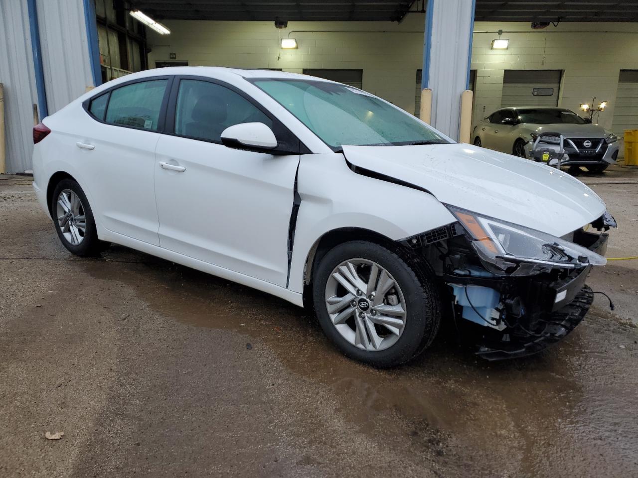 2020 Hyundai Elantra - Image 4