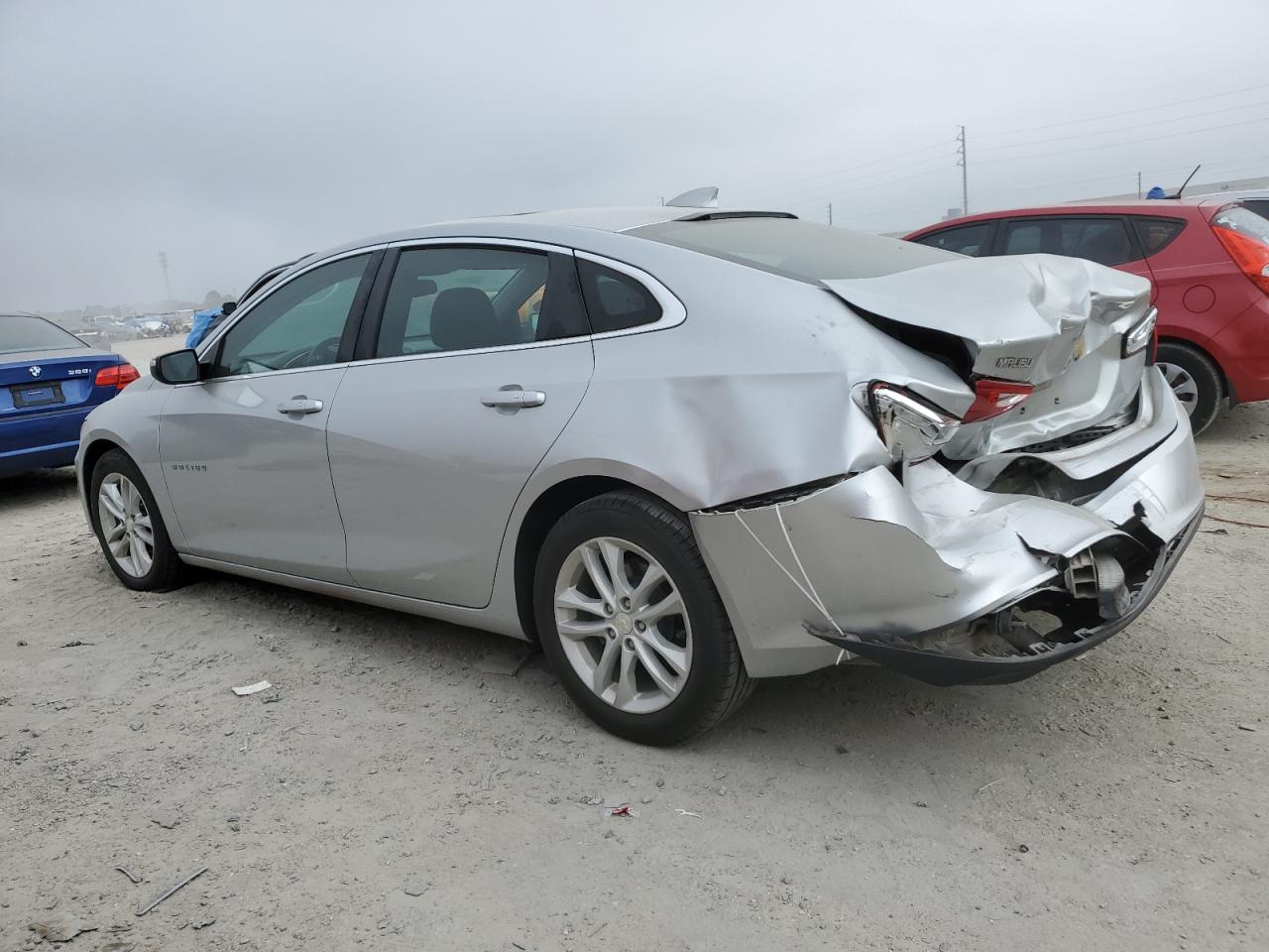 2018 Chevrolet Malibu - Image 2