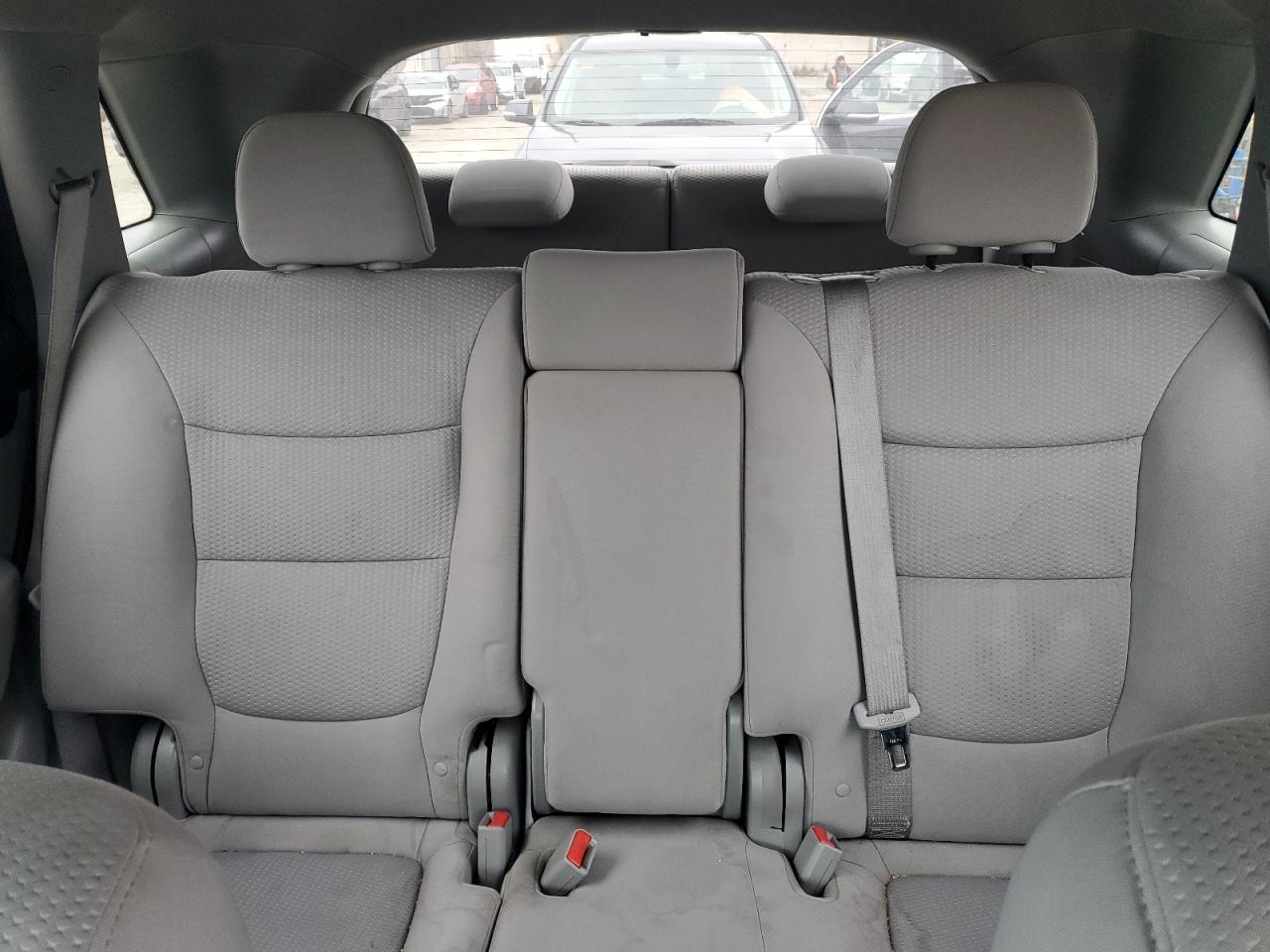2011 Kia Sorento - Image 10