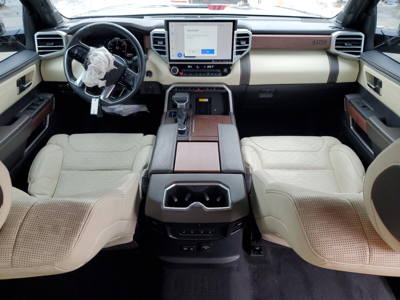 2022 Toyota Tundra - Image 8
