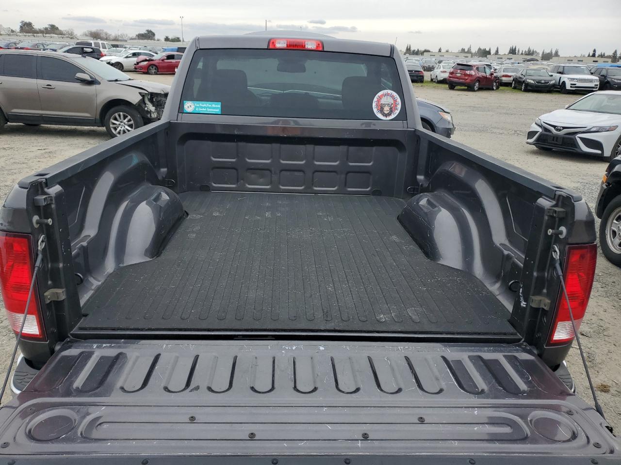 2015 RAM 1500 - Image 10
