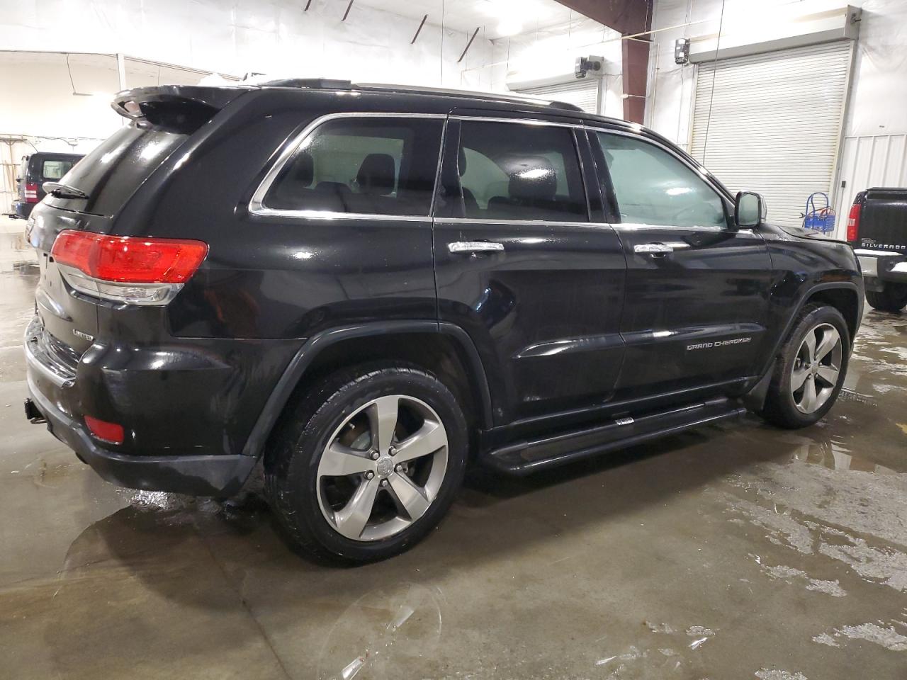2015 Jeep Grand Cherokee - Image 3