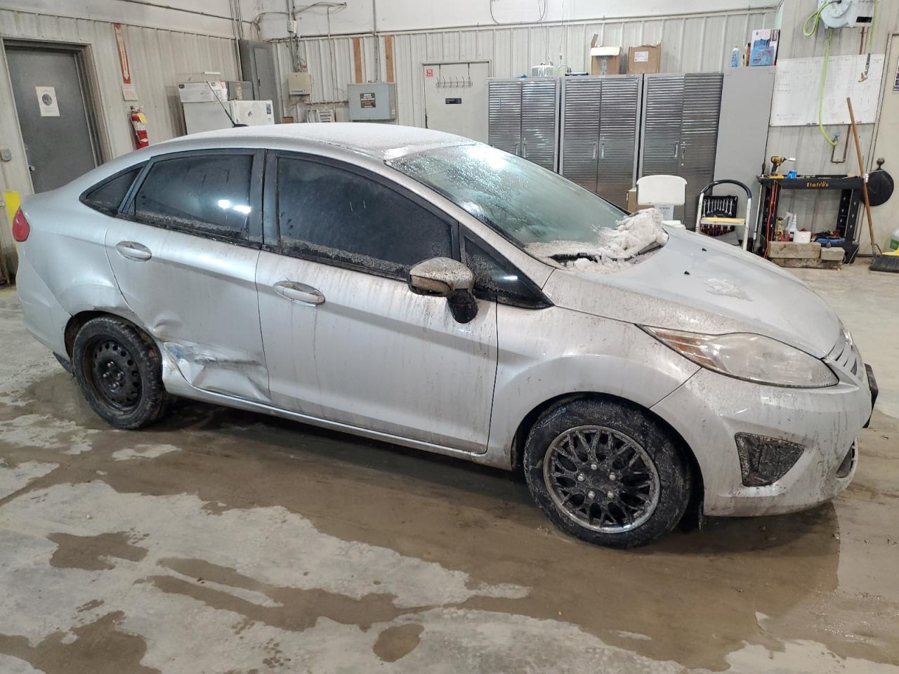 2013 Ford Fiesta - Image 4