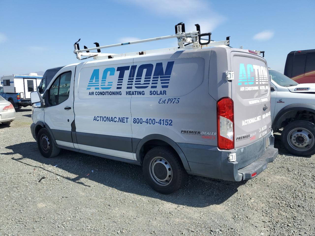 2015 Ford Transit - Image 2