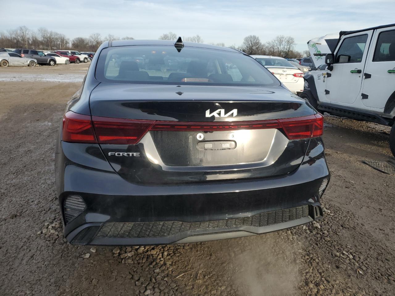 2023 Kia Forte - Image 6