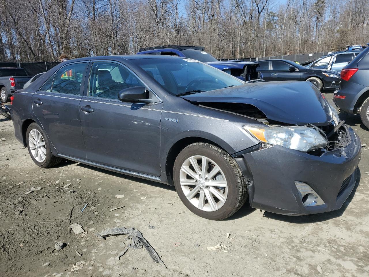 2012 Toyota Camry - Image 4