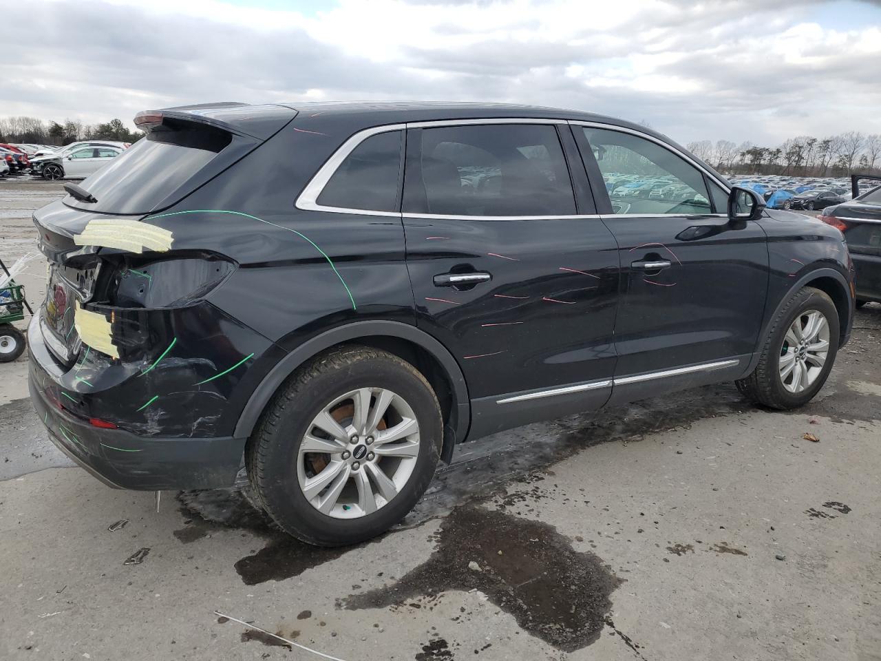 2017 Lincoln MKX - Image 3