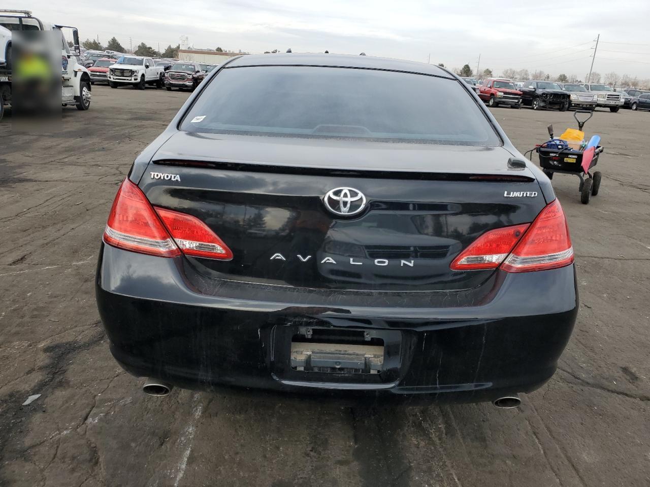 2006 Toyota Avalon - Image 6