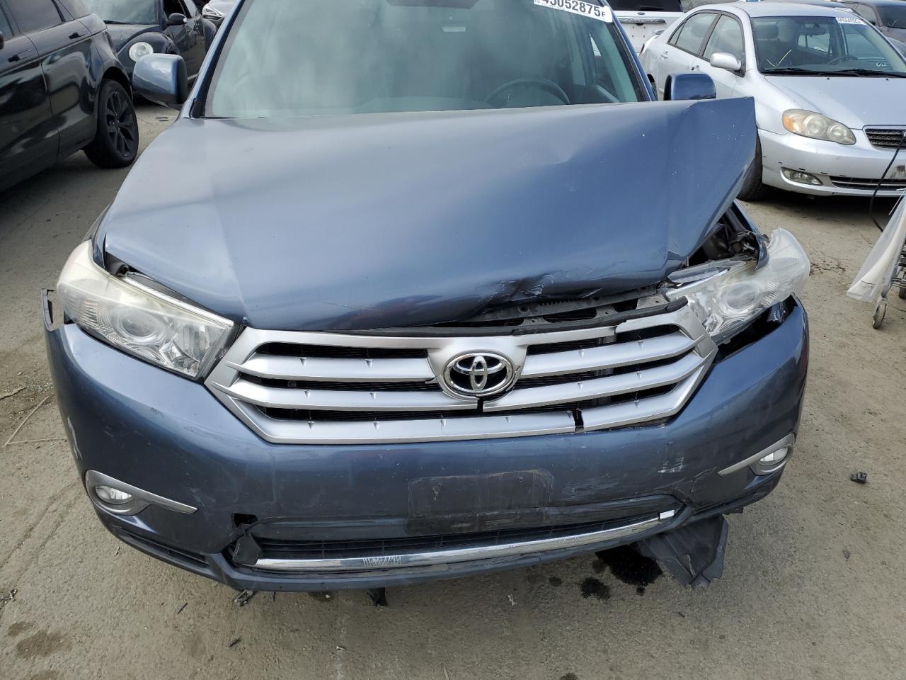 2012 Toyota Highlander - Image 12