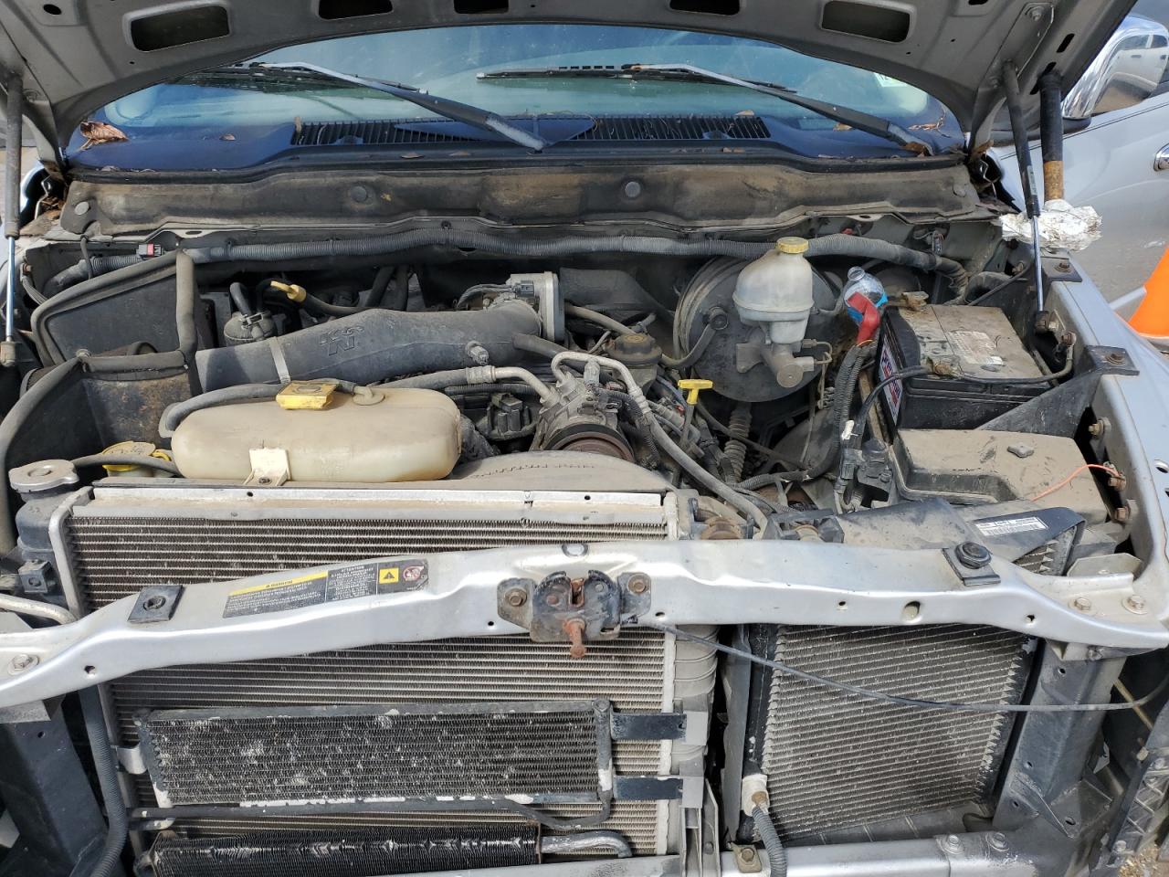 2004 Dodge RAM - Image 12