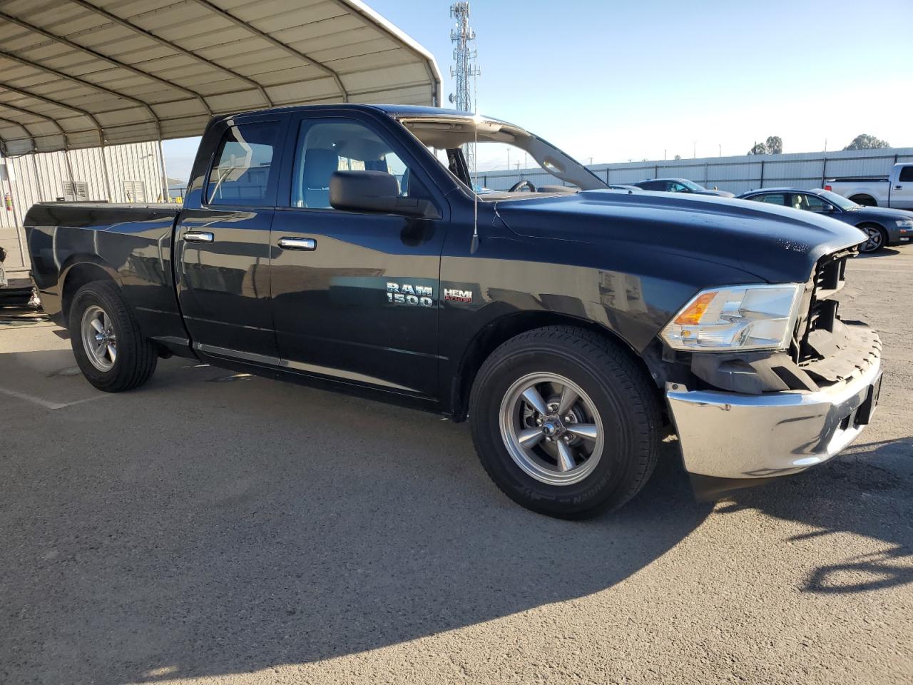 2017 RAM 1500 - Image 4