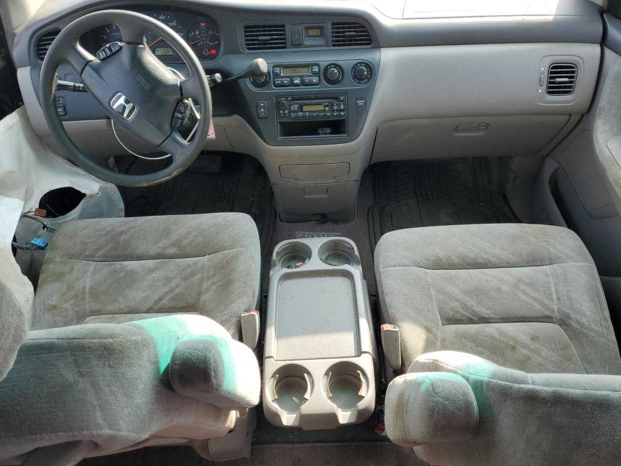 2004 Honda Odyssey - Image 8