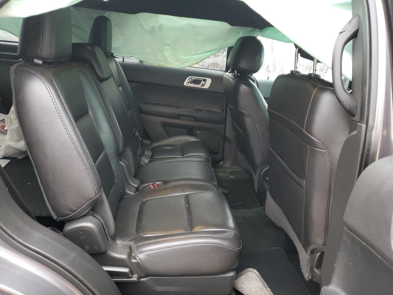 2013 Ford Explorer - Image 10
