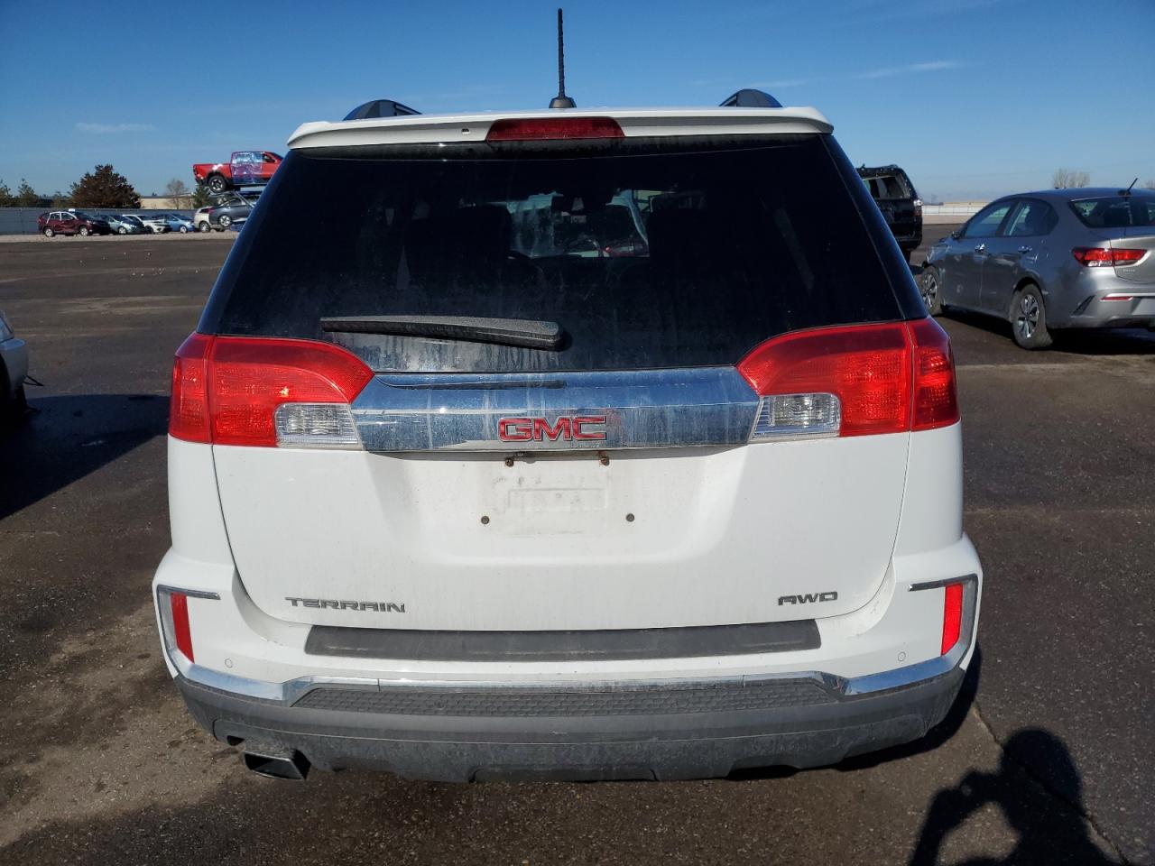 2016 GMC Terrain - Image 6