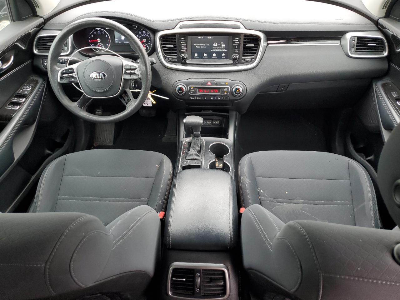 2019 Kia Sorento - Image 8