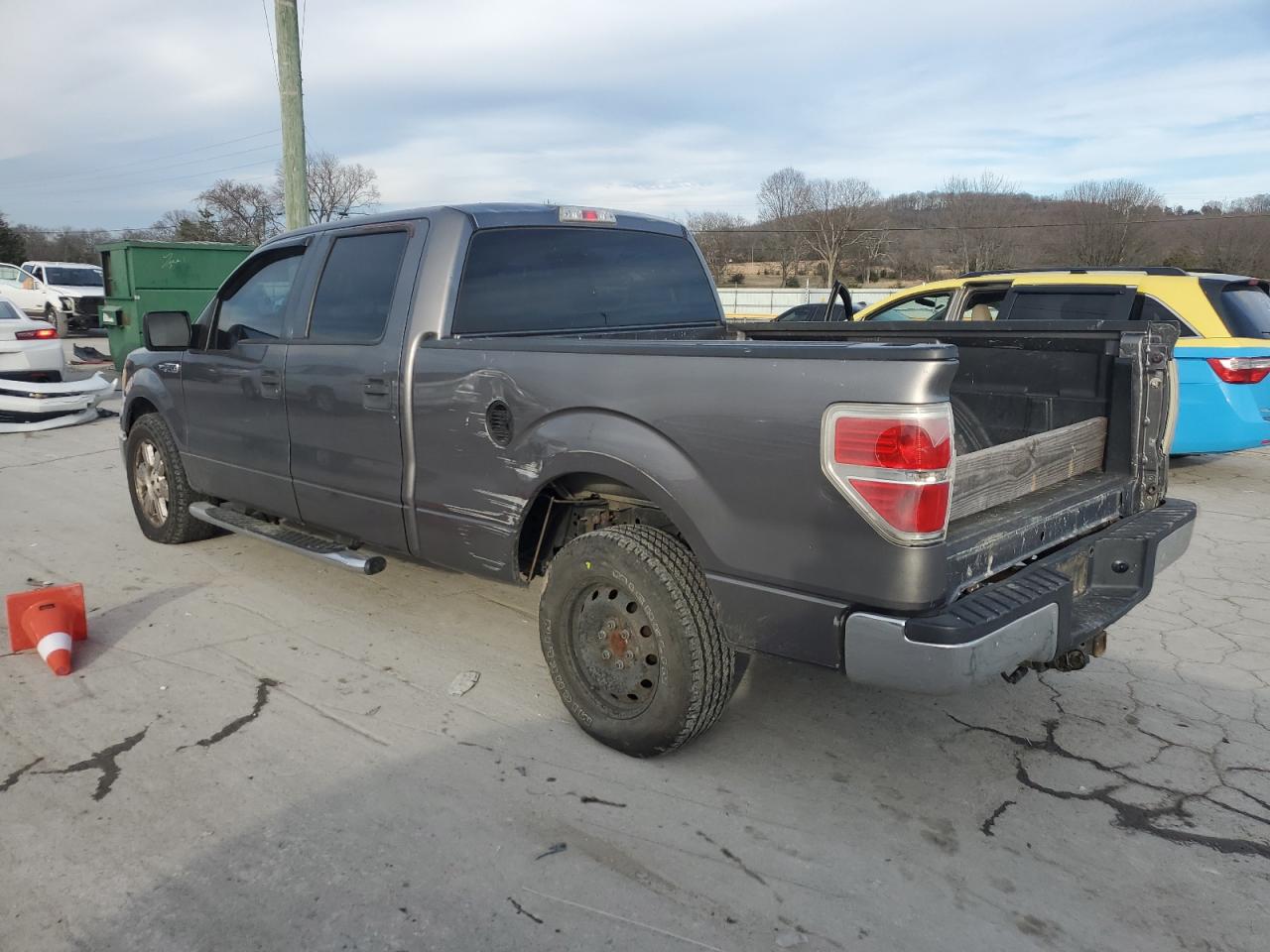 2009 Ford F-150 - Image 2