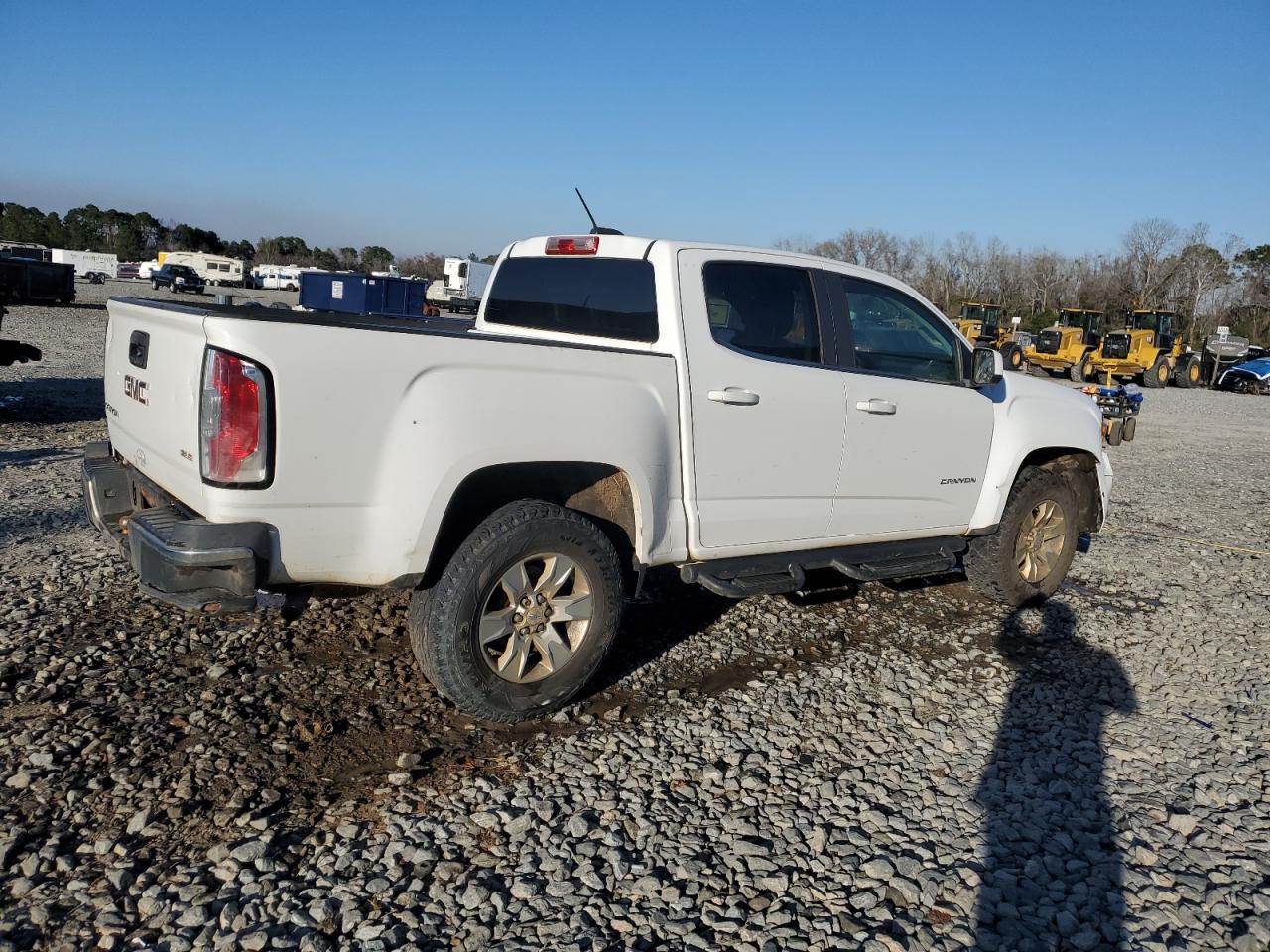 2017 GMC Canyon - Image 3
