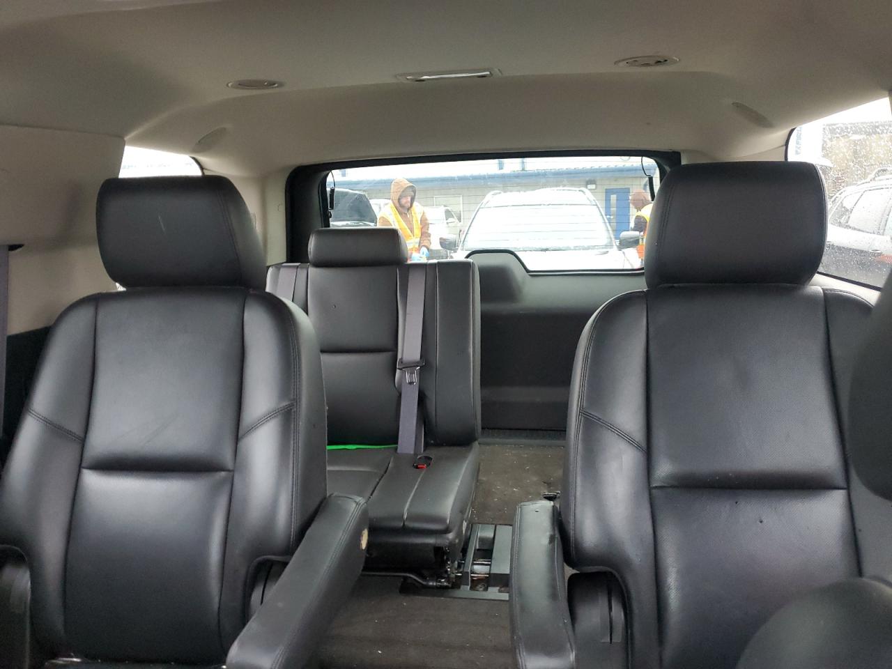2012 Chevrolet Tahoe - Image 10