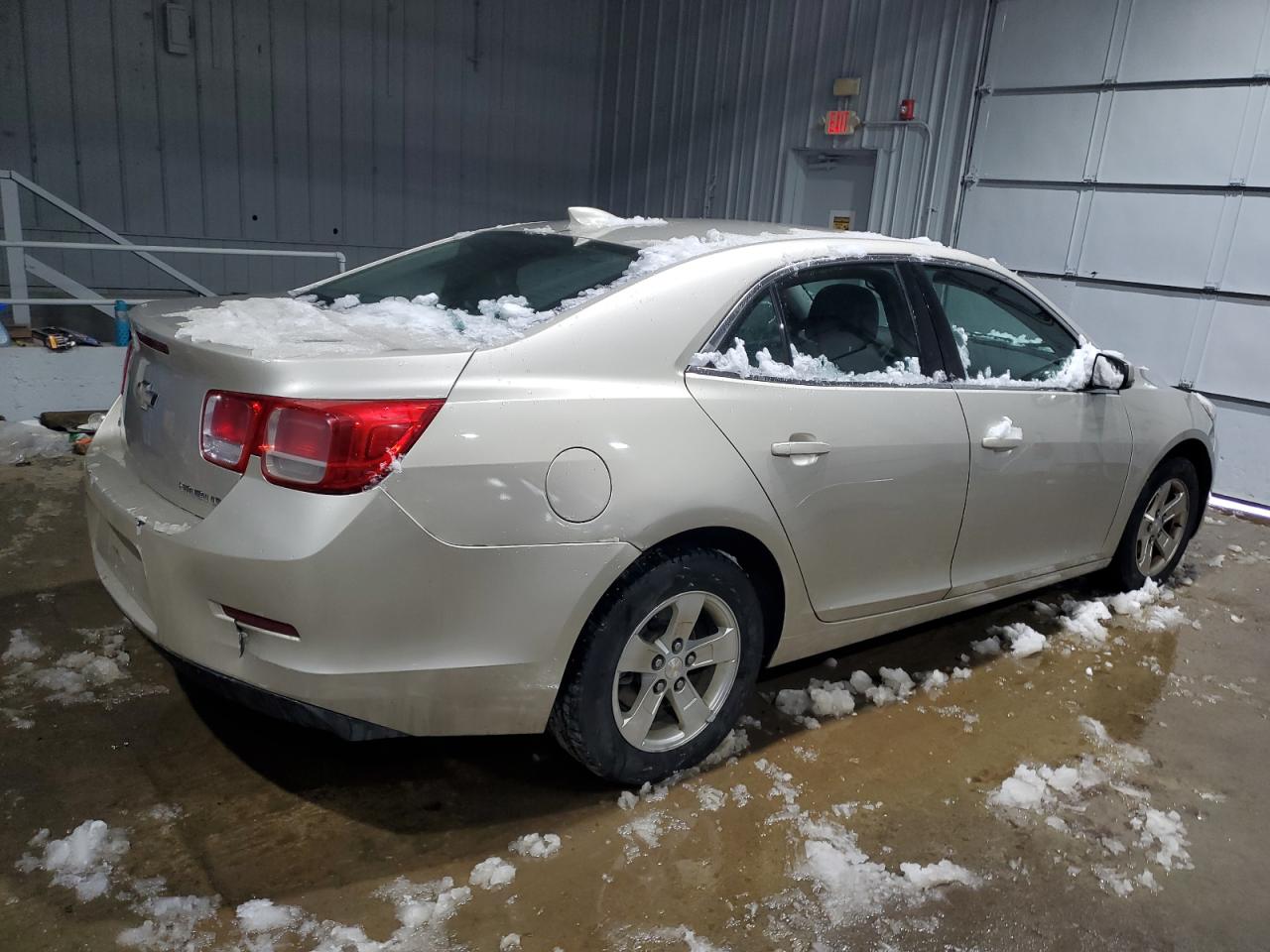 2016 Chevrolet Malibu - Image 3