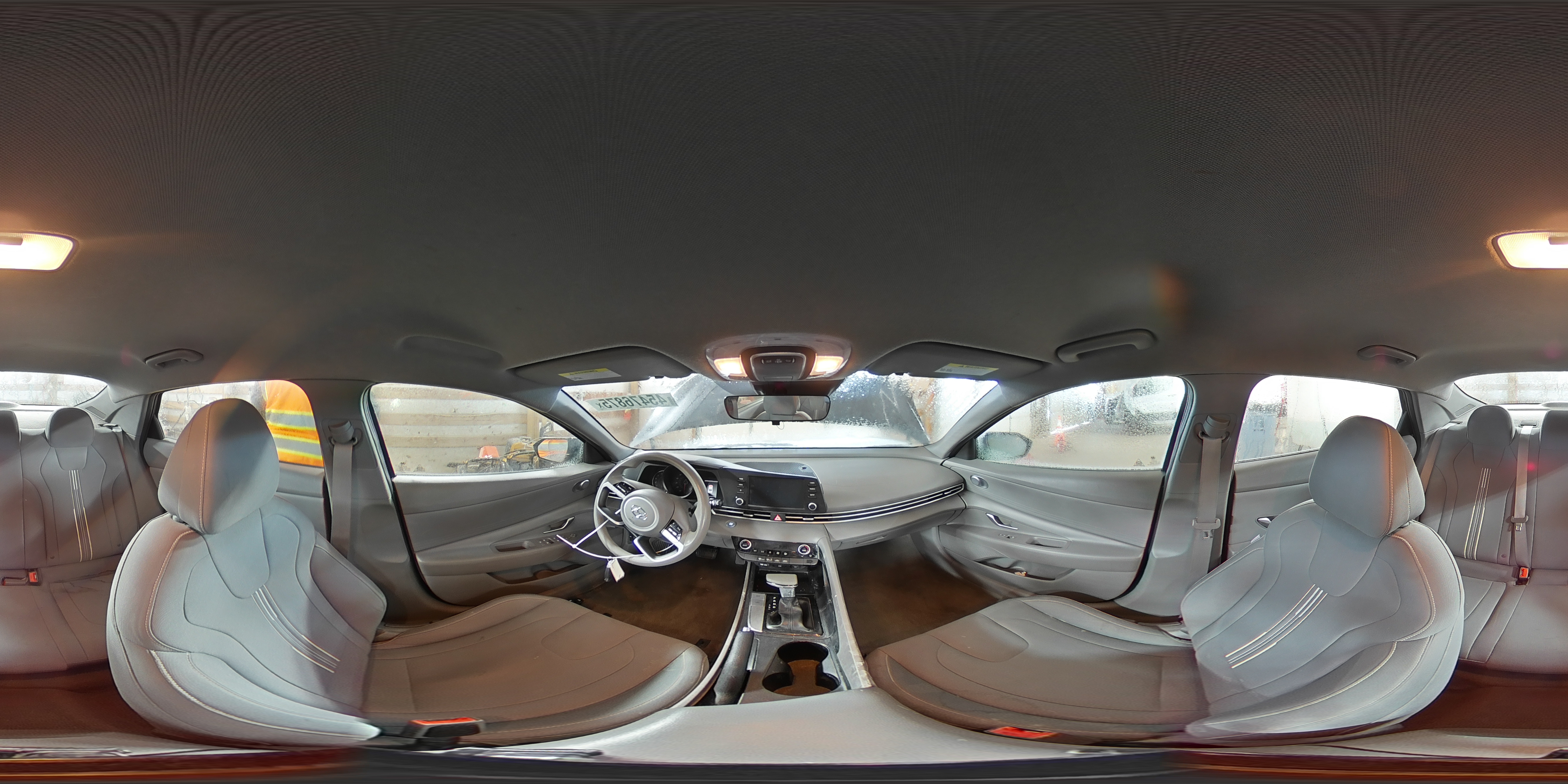 2021 Hyundai Elantra - Image 14