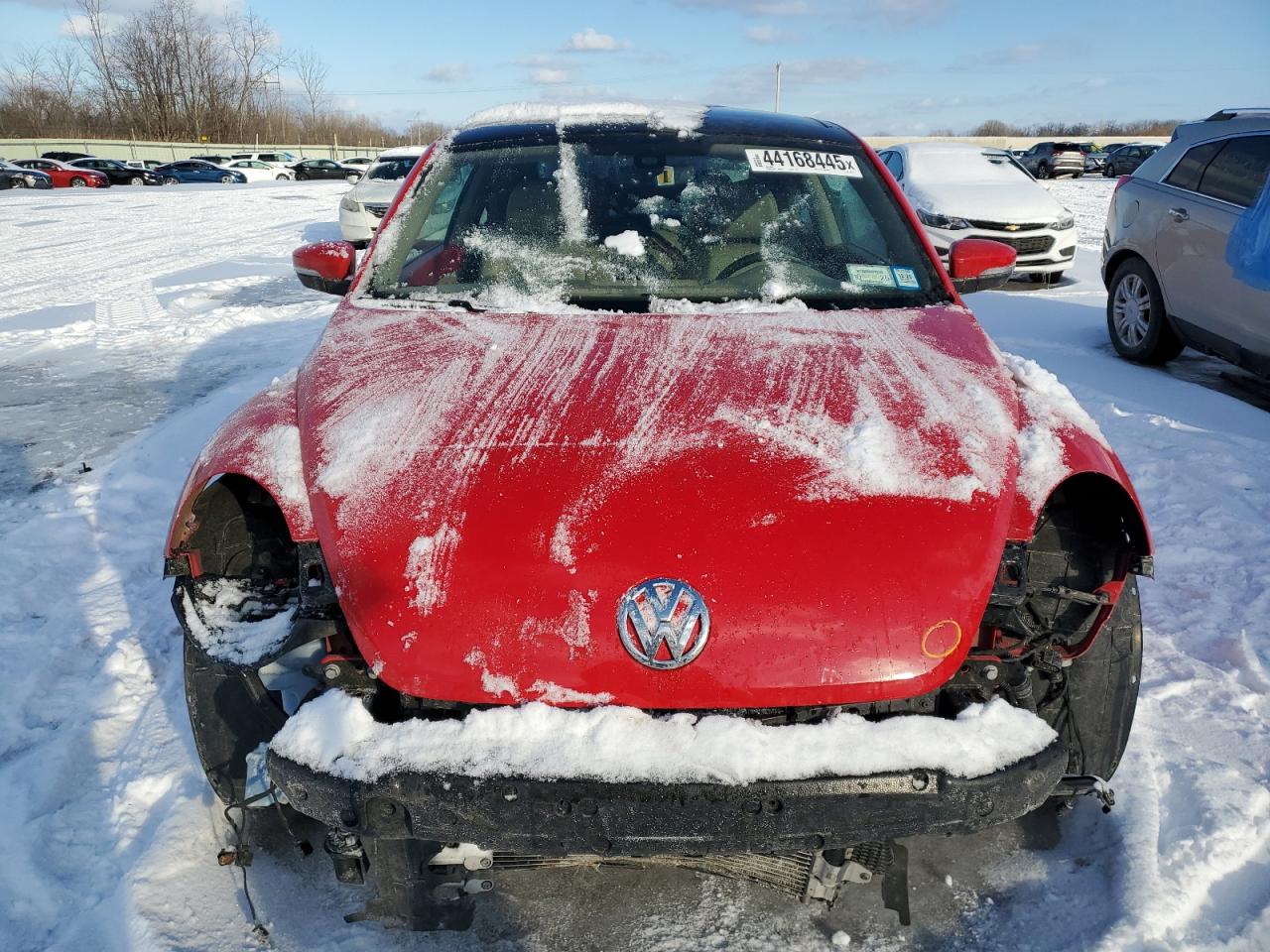 2018 Volkswagen Beetle - Image 5