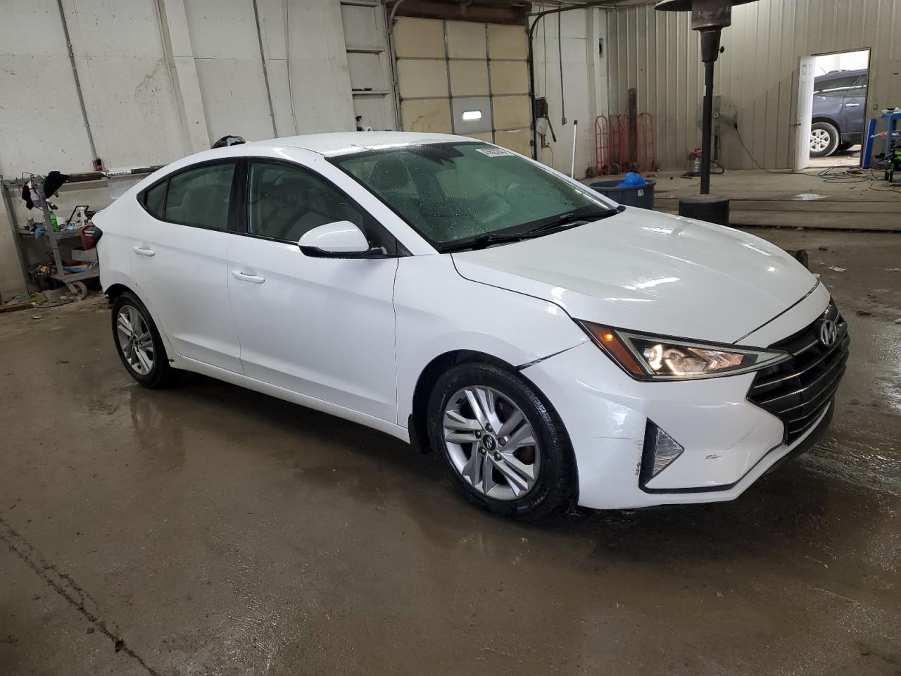 2020 Hyundai Elantra - Image 4