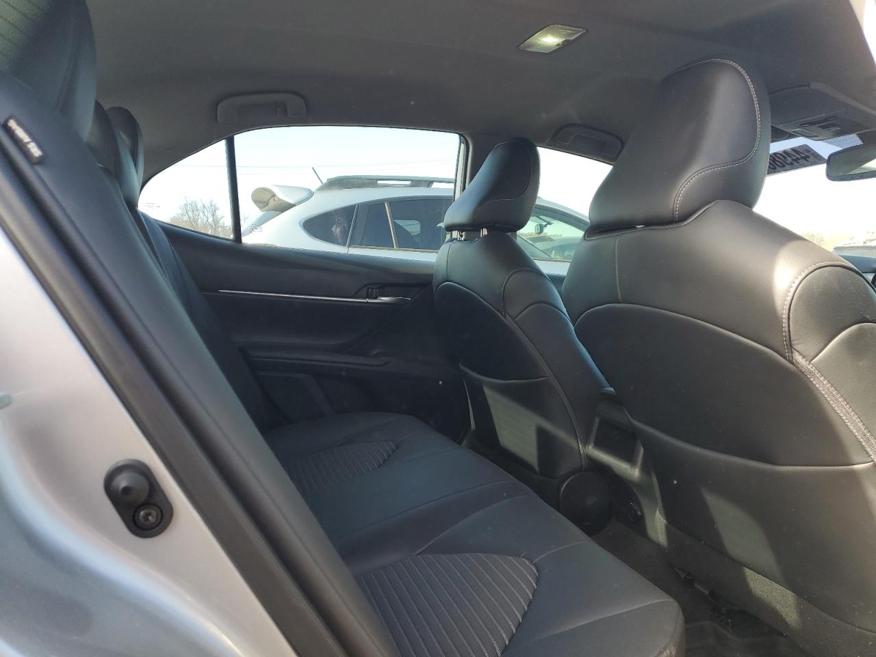 2021 Toyota Camry - Image 10