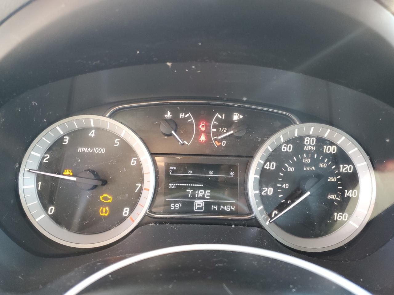2015 Nissan Sentra - Image 9