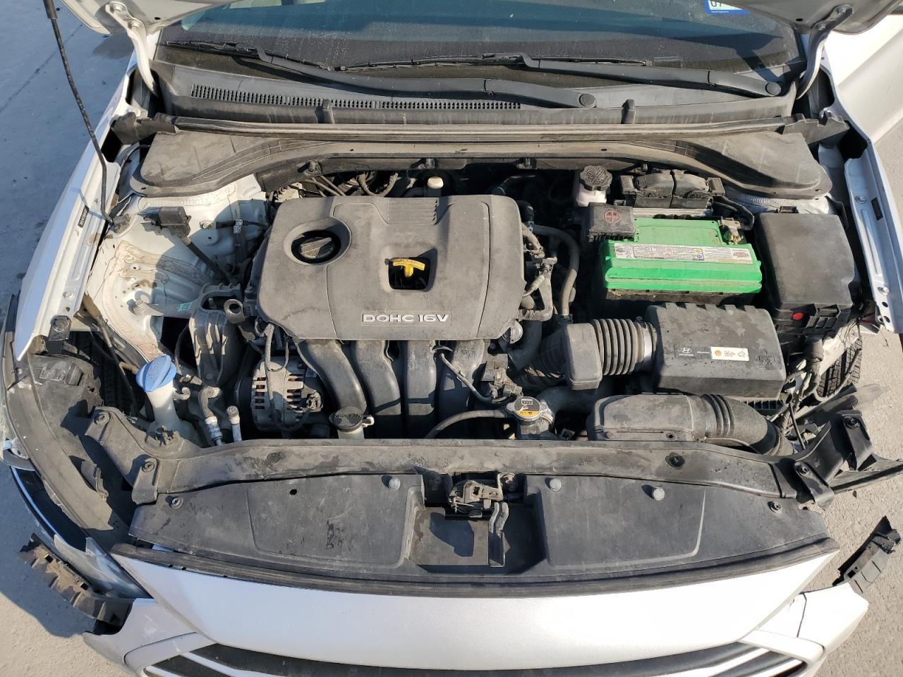 2017 Hyundai Elantra - Image 11