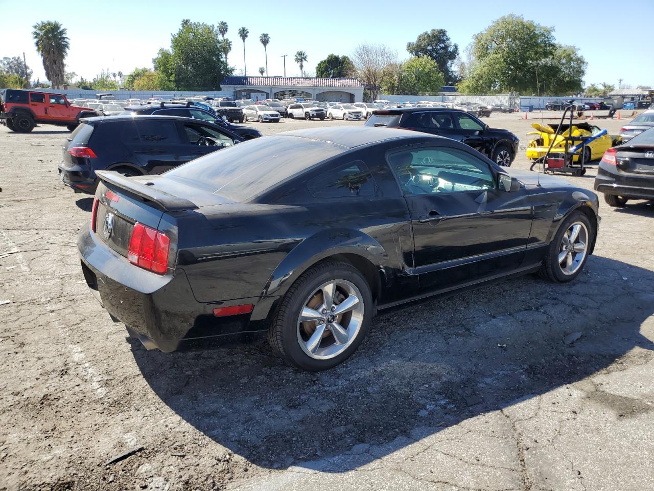 2007 Ford Mustang - Image 3