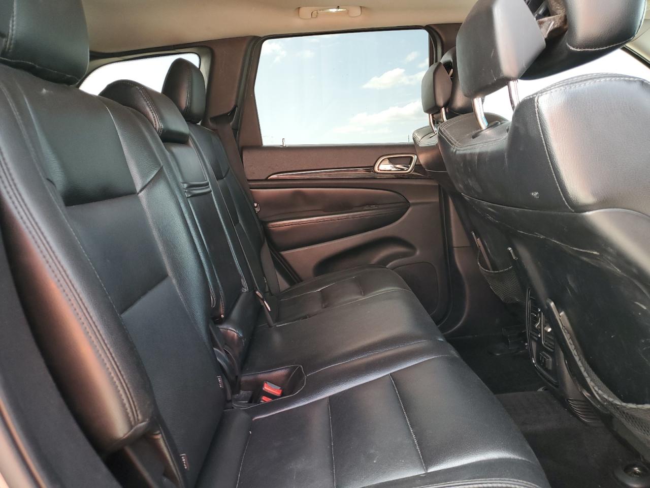 2013 Jeep Grand Cherokee - Image 11