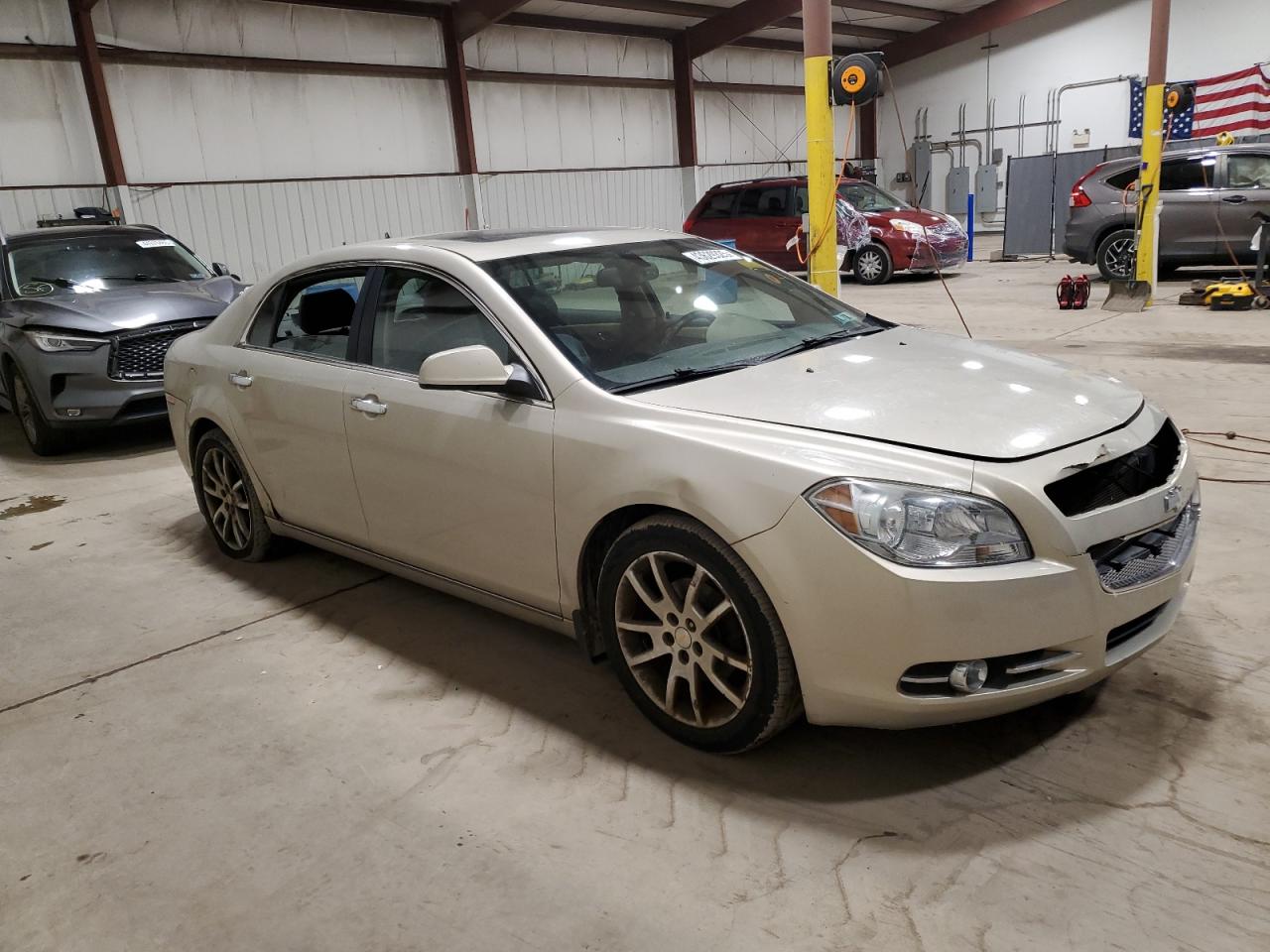 2011 Chevrolet Malibu - Image 4